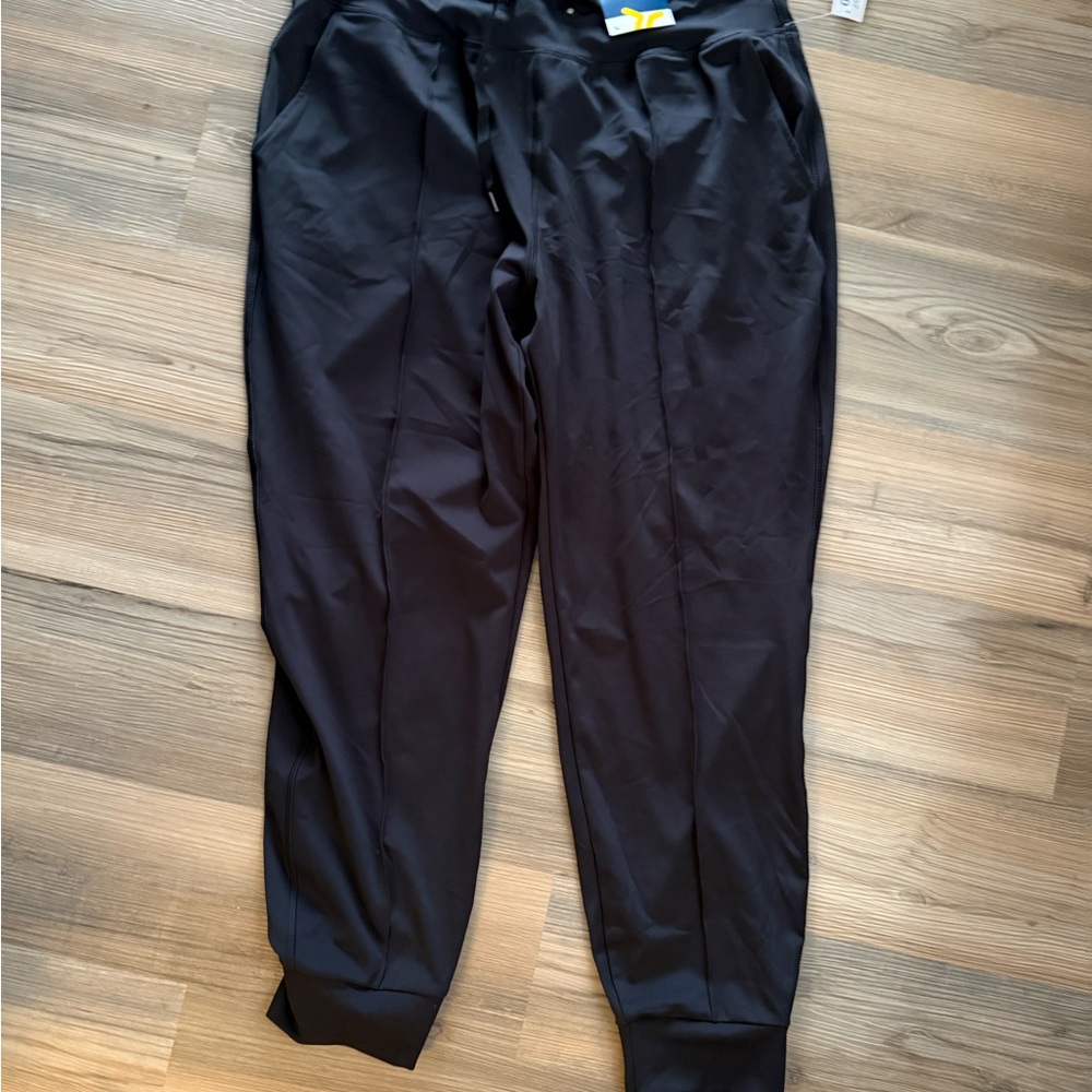 Old Navy women’s  black Jogger Pants